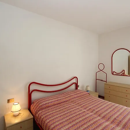 Halley Apartment